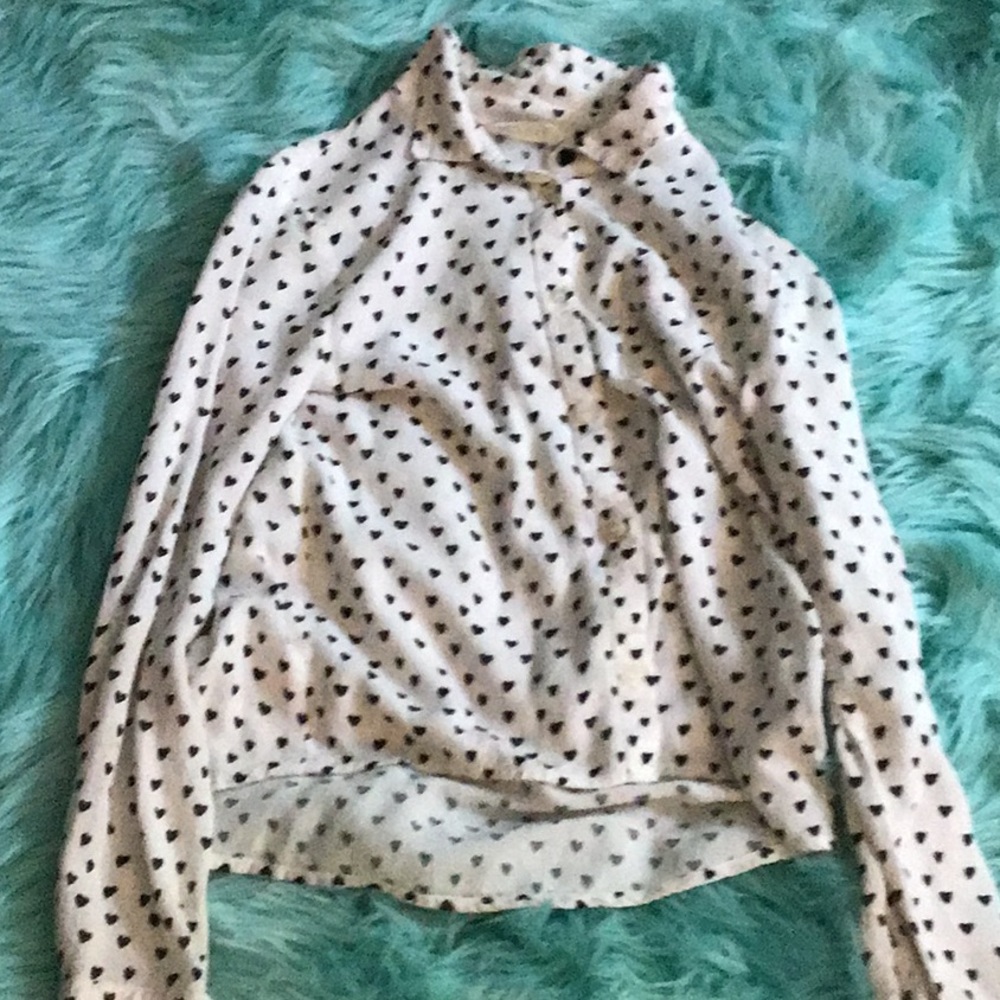 White and black hearted shirt